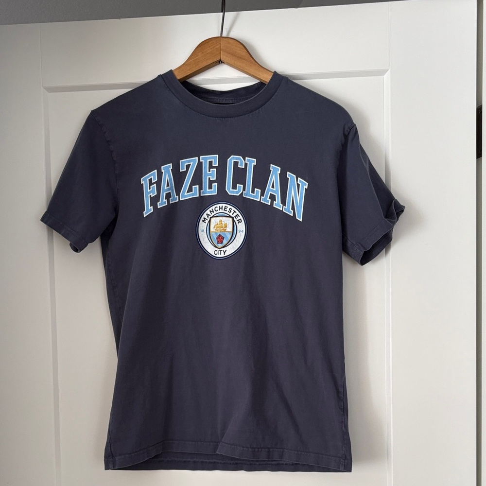 Manchester City Navy T-Shirt - medium